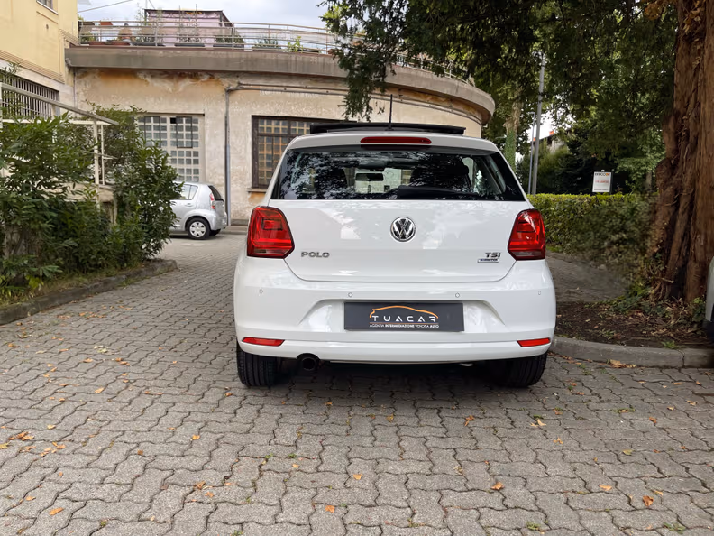 Volkswagen Polo - 5