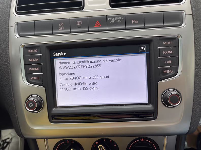 Volkswagen Polo - 43