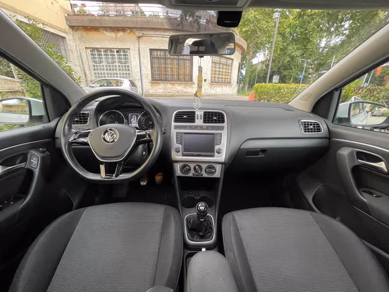 Volkswagen Polo - 14