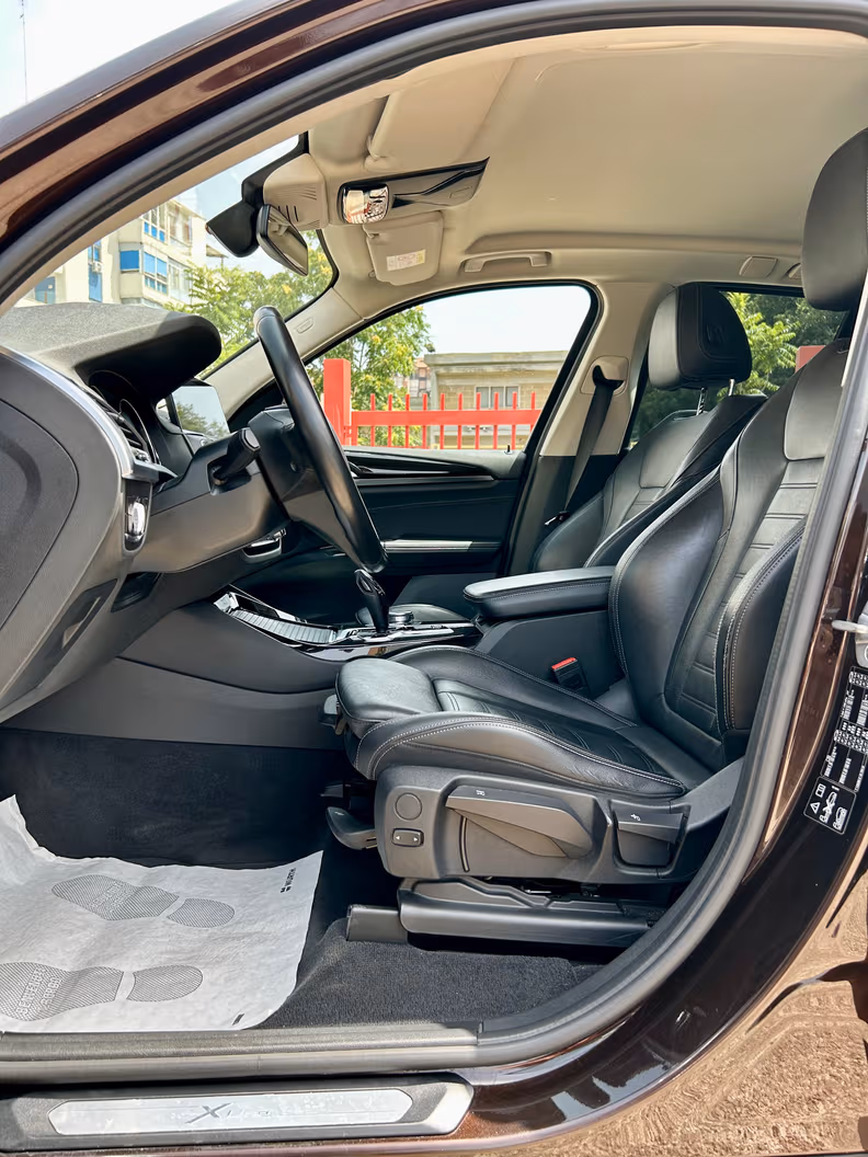 BMW X3 - 16