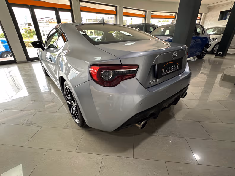 Toyota GT 86/GR 86 - 4