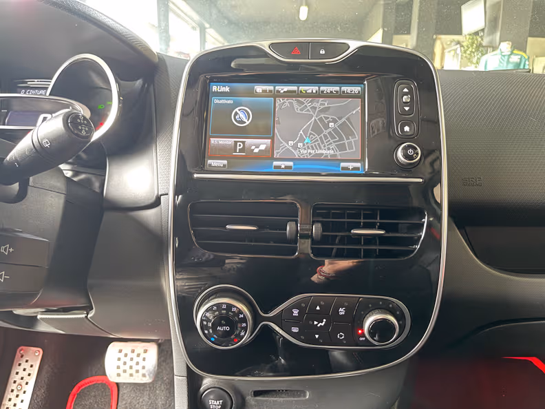 Renault Clio - 42