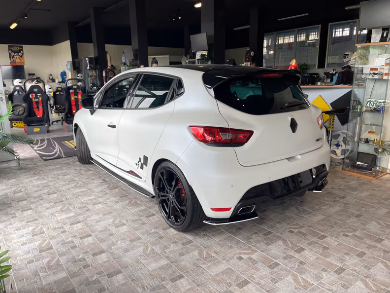 Renault Clio - 6