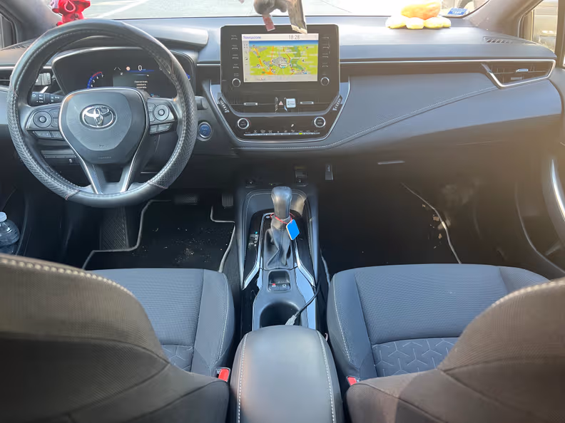 Toyota Corolla - 13