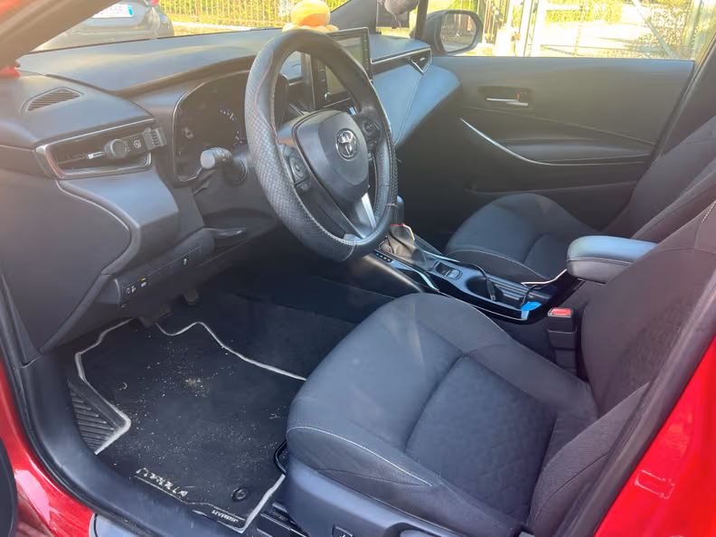 Toyota Corolla - 16