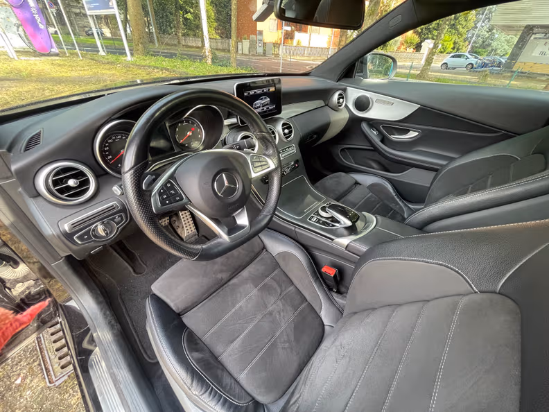 Mercedes-Benz C-Class - 29