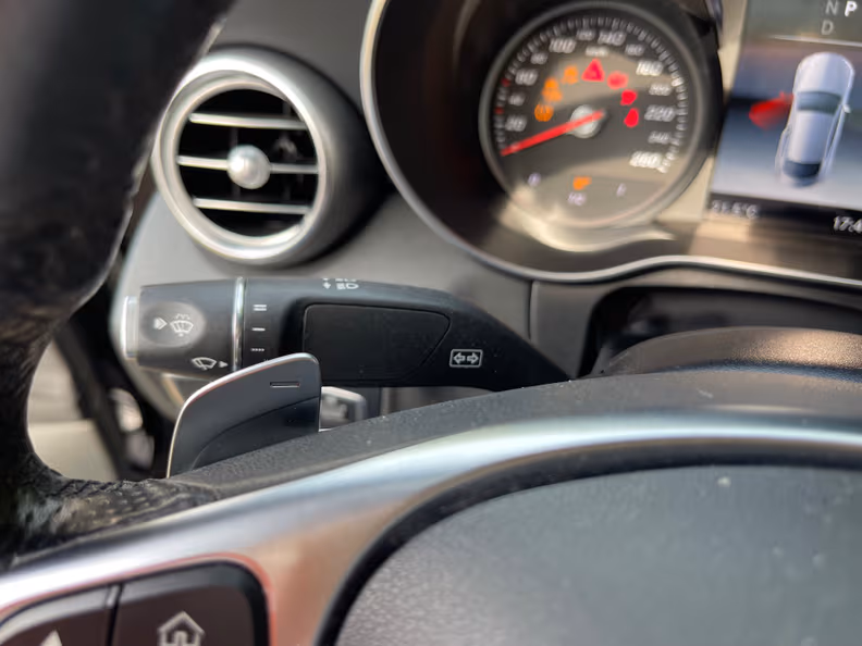 Mercedes-Benz C-Class - 23
