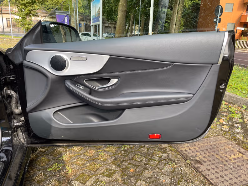 Mercedes-Benz C-Class - 41