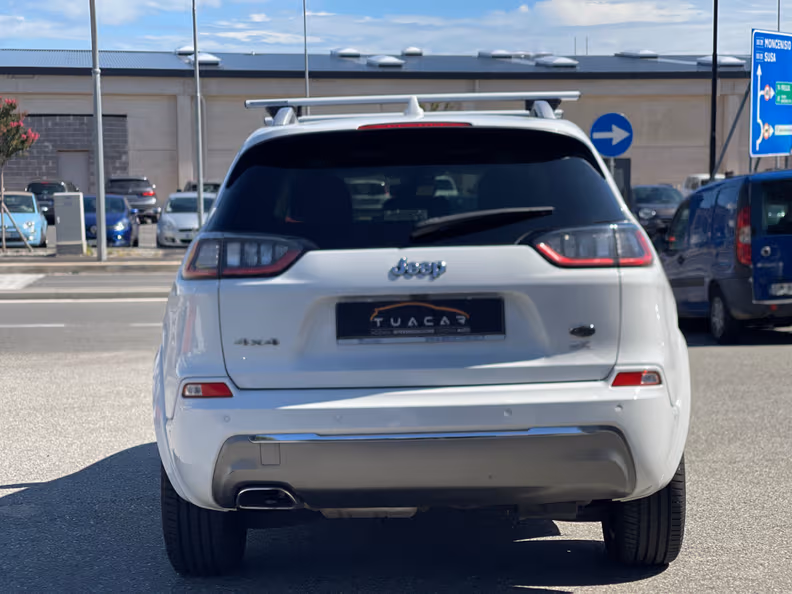 Jeep Cherokee - 69