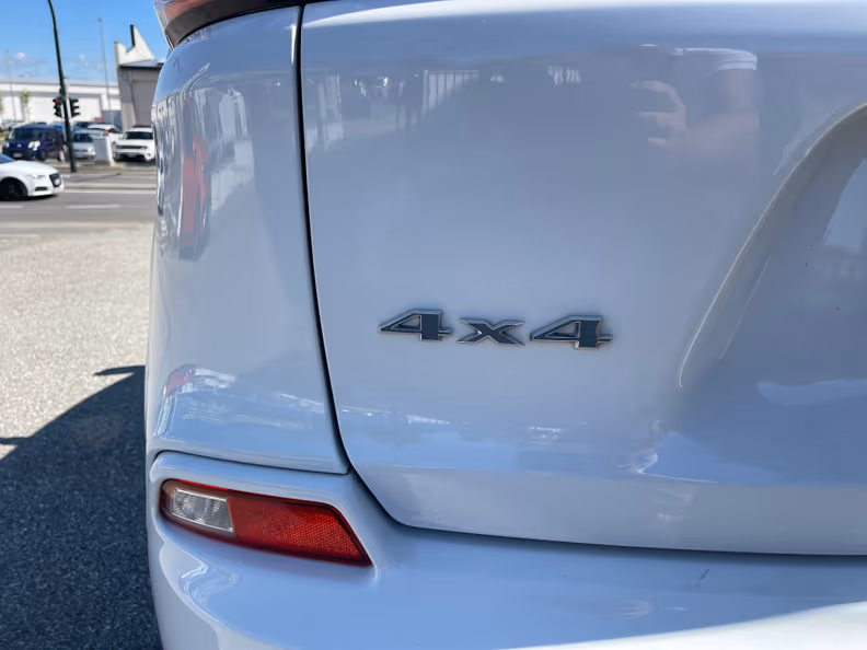 Jeep Cherokee - 46