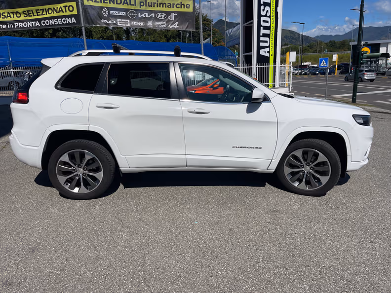 Jeep Cherokee - 68