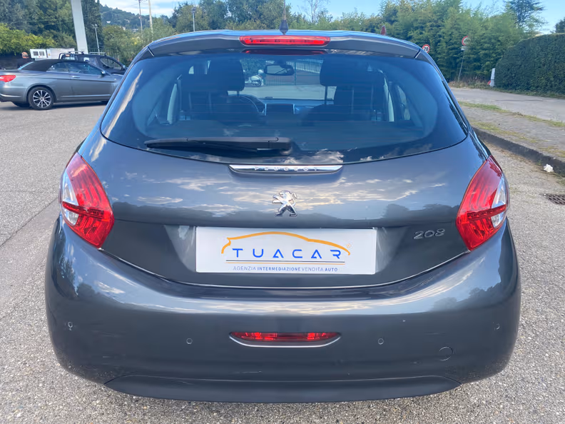 Peugeot 208 - 7
