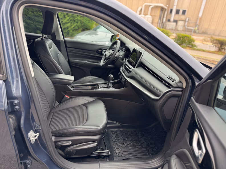 Jeep Compass - 22