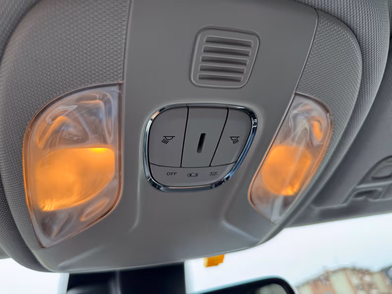 Jeep Compass - 23