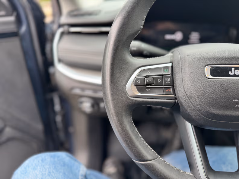 Jeep Compass - 16