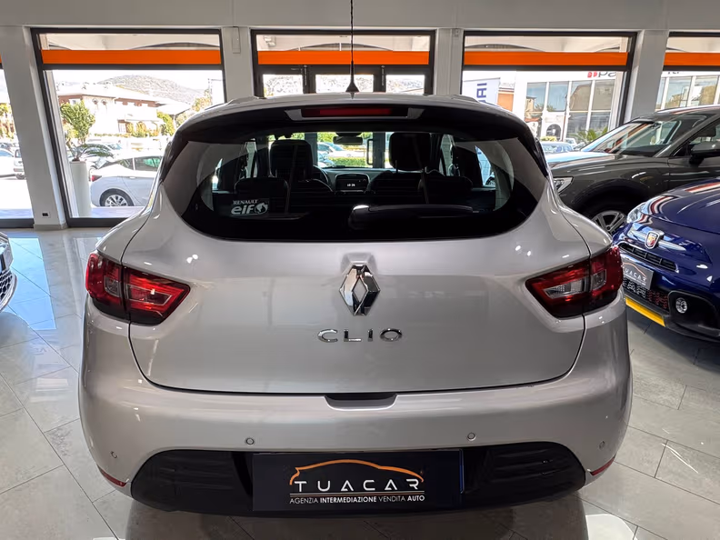 Renault Clio - 5