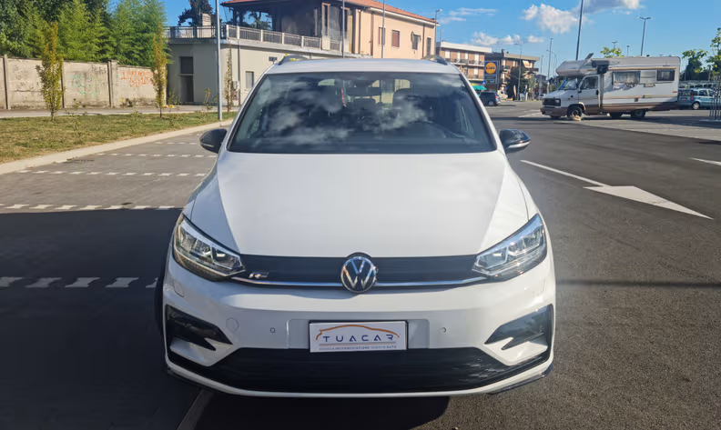 Volkswagen Touran - 3