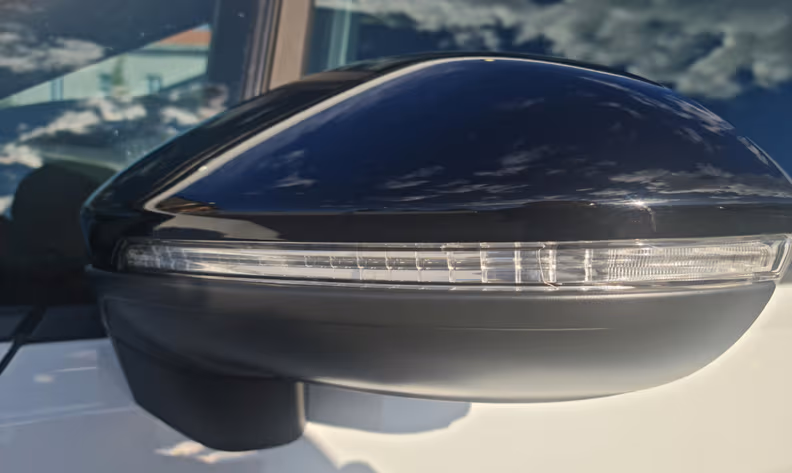 Volkswagen Touran - 17