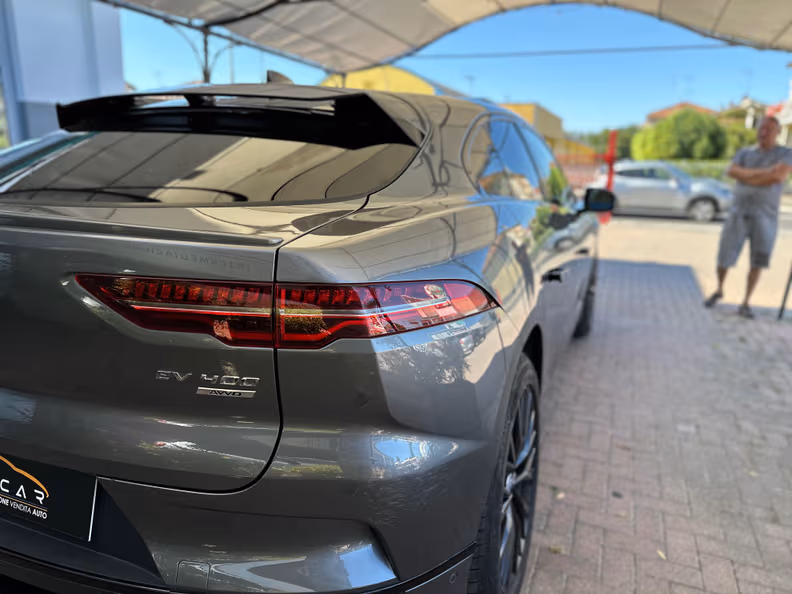 Jaguar I-Pace - 41