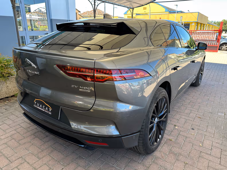 Jaguar I-Pace - 4