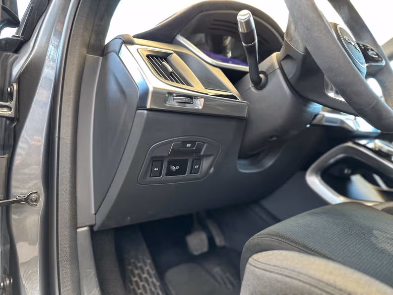 Jaguar I-Pace - 13