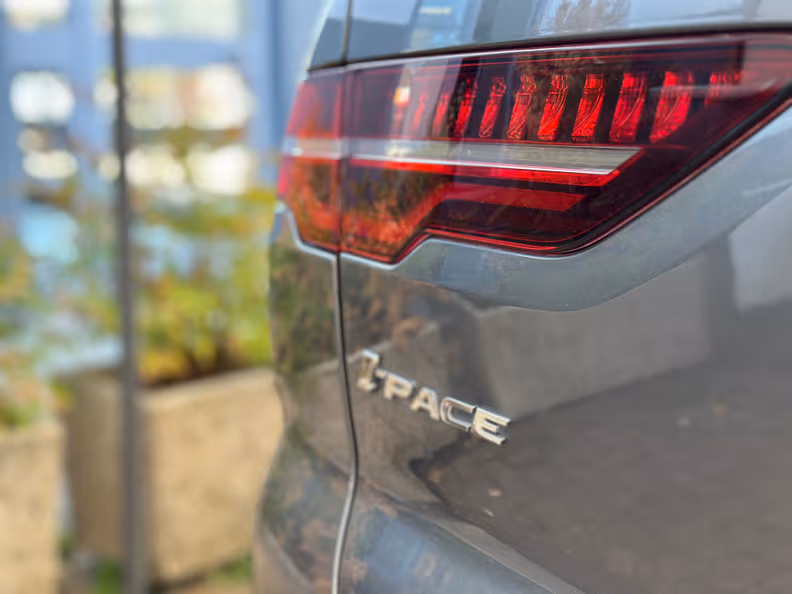 Jaguar I-Pace - 43