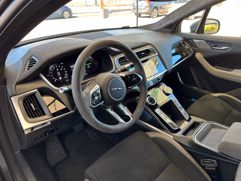 Jaguar I-Pace - 21