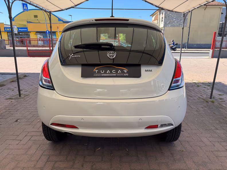 Lancia Ypsilon - 18