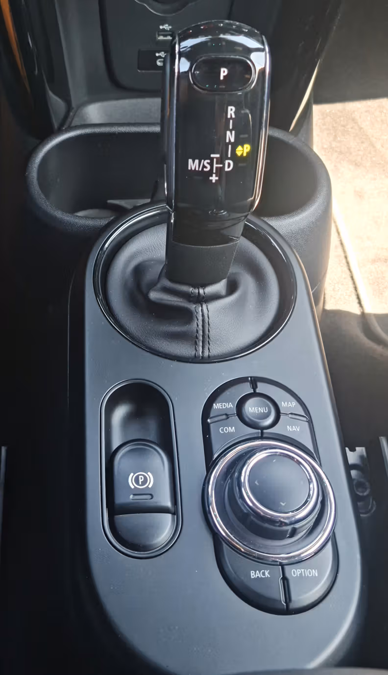 MINI 3-door / 5-door Hatch - 42