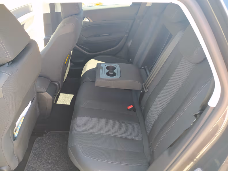Peugeot 308 - 40