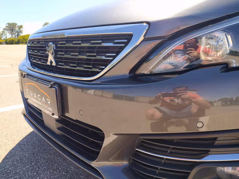 Peugeot 308 - 16