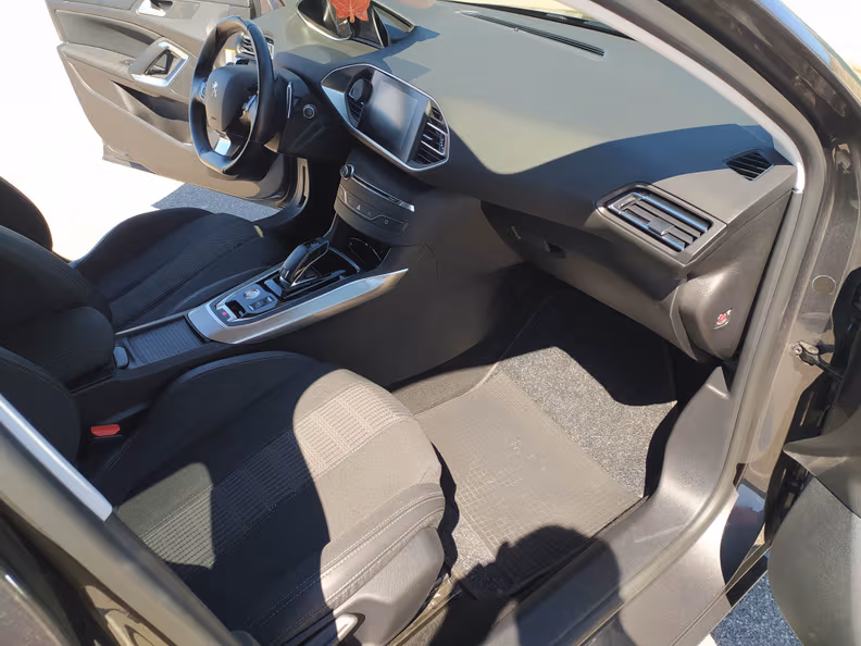 Peugeot 308 - 9