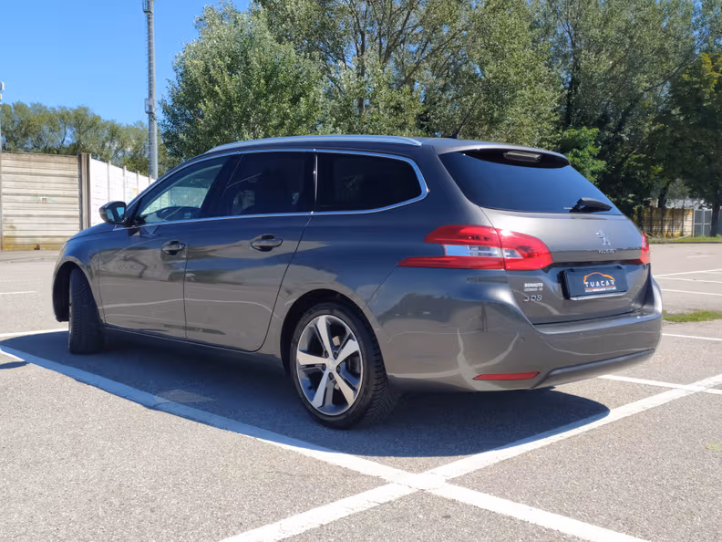 Peugeot 308 - 5