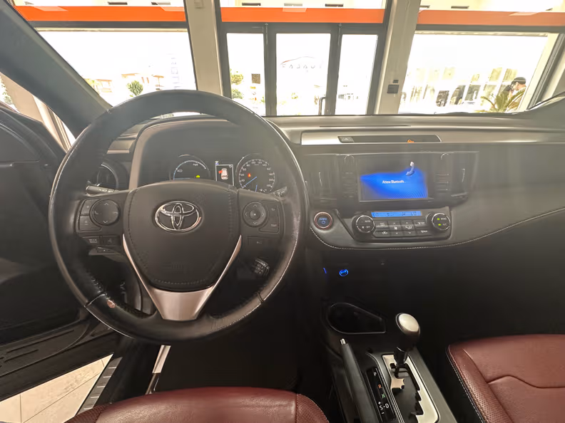 Toyota RAV 4 - 9