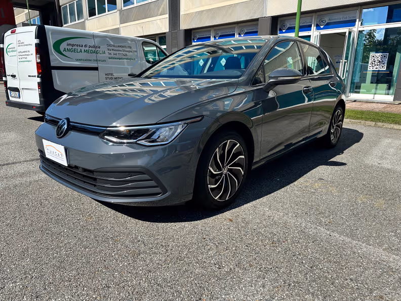 Volkswagen Golf - 16