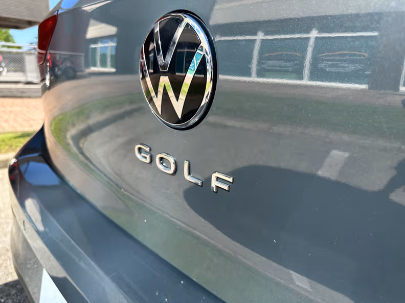 Volkswagen Golf - 18