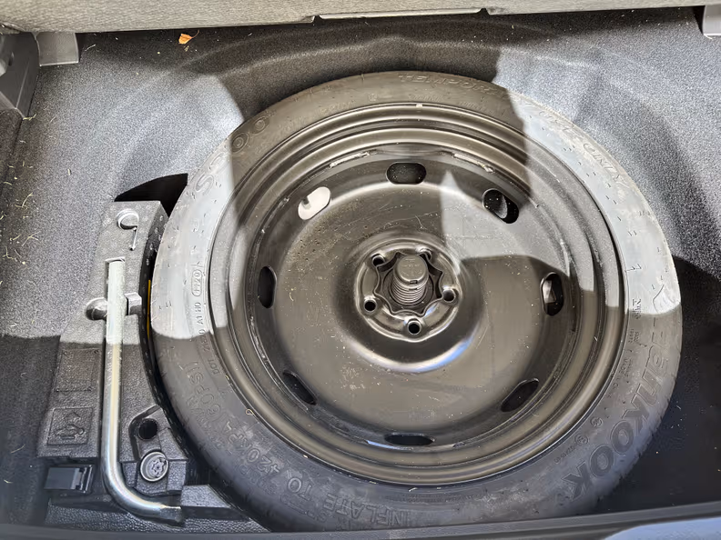 Volkswagen Golf - 41