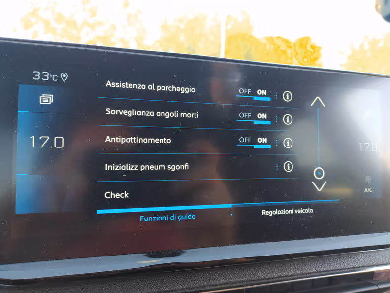 Peugeot 3008 - 63