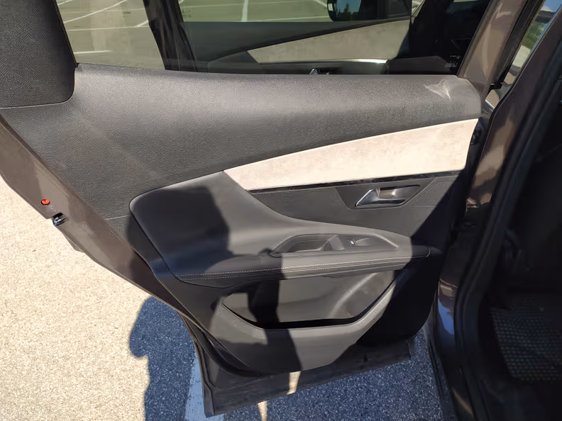 Peugeot 3008 - 40