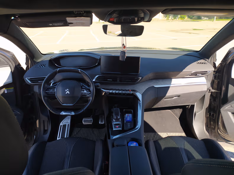 Peugeot 3008 - 8