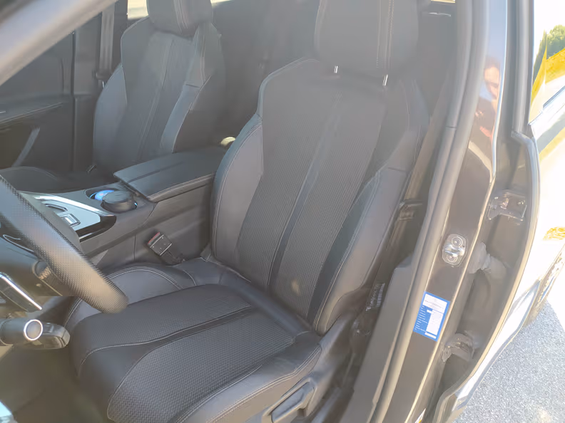 Peugeot 3008 - 32
