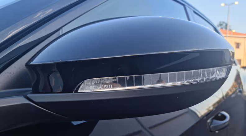 Volkswagen T-ROC - 13