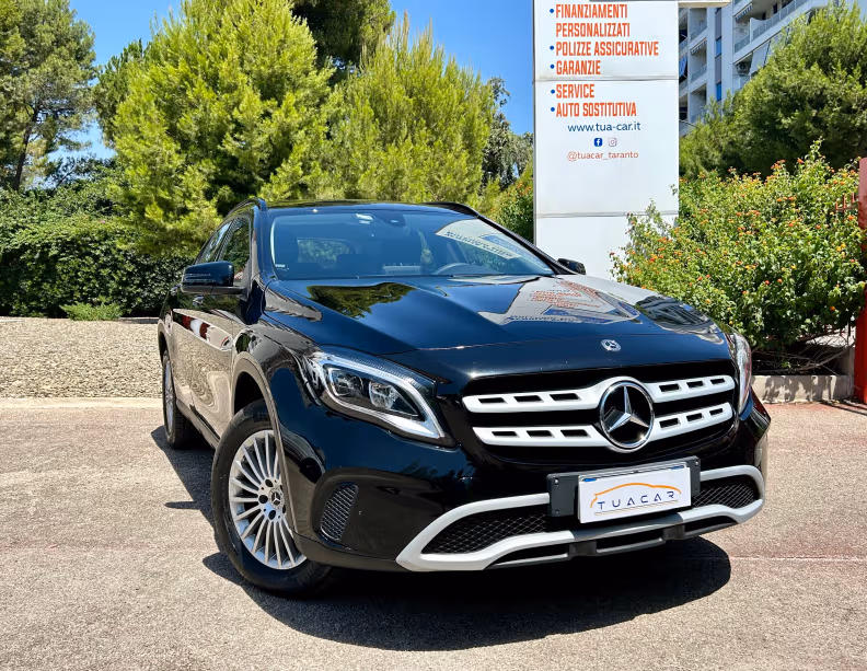 Mercedes-Benz GLA-Class - 2