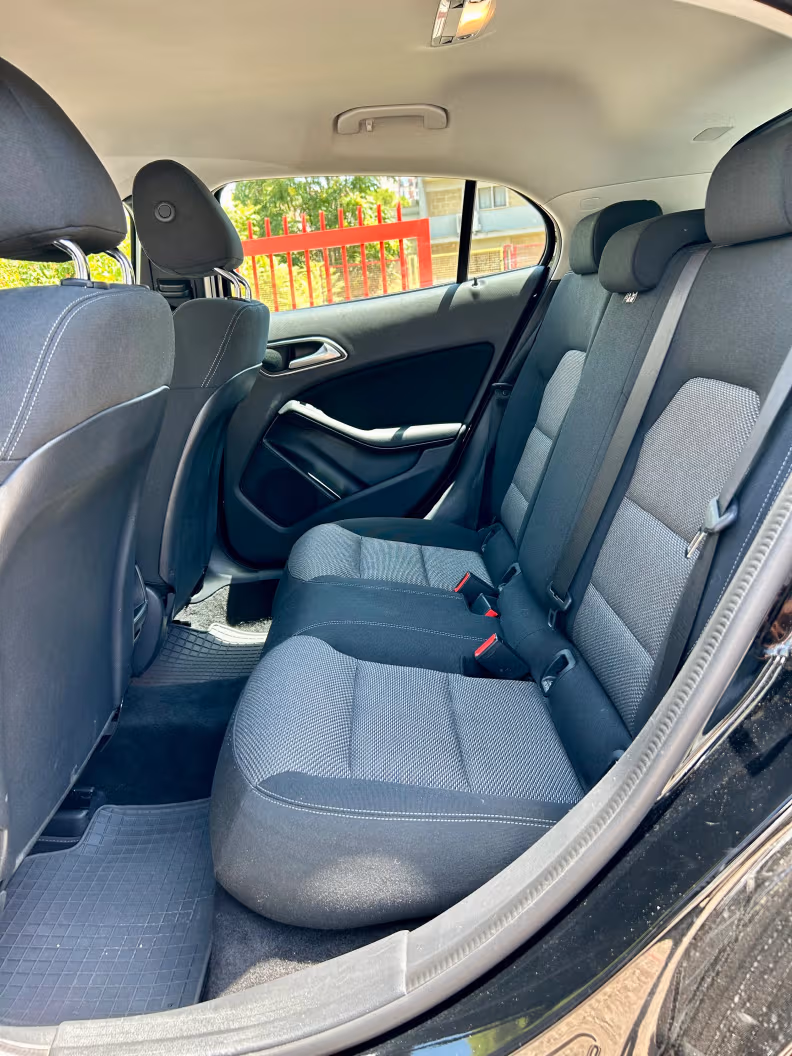 Mercedes-Benz GLA-Class - 15