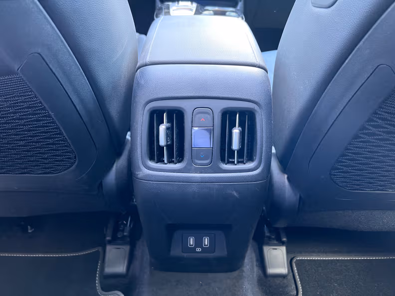 Hyundai Tucson - 25