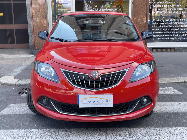 Lancia Ypsilon - 2