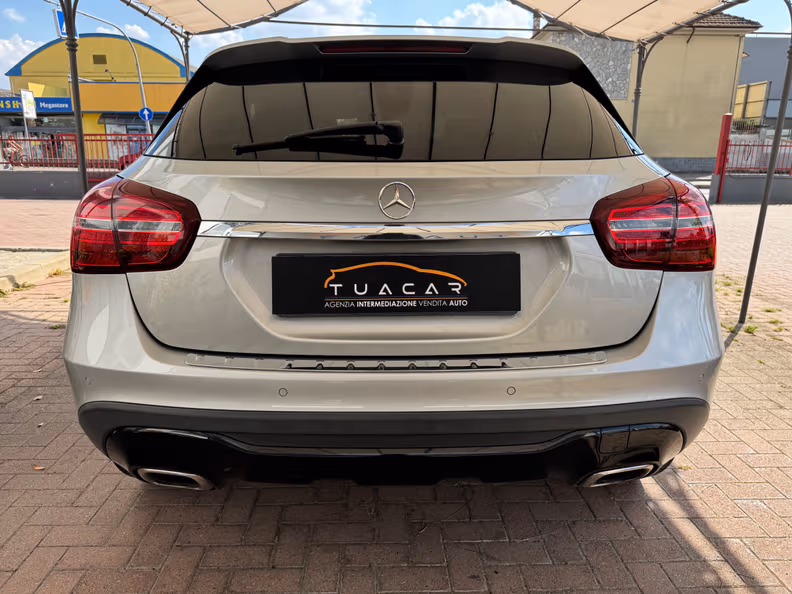 Mercedes-Benz GLA-Class - 17