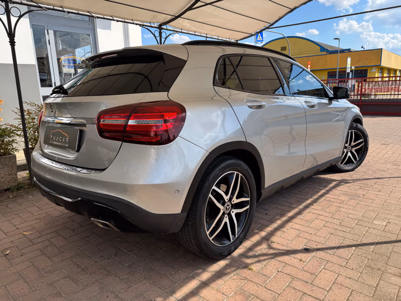 Mercedes-Benz GLA-Class - 4