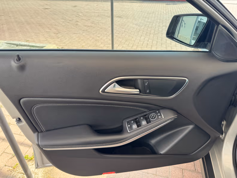 Mercedes-Benz GLA-Class - 21