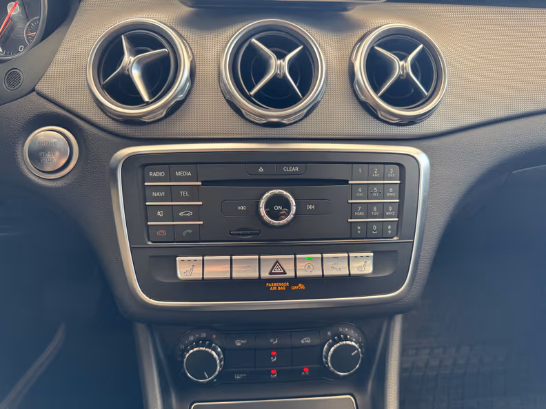 Mercedes-Benz GLA-Class - 14